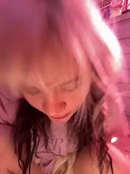 Snapshot of Cutiepiespanks chatting on April 8, 2026, 7:14 pm Cutiepiespanks online show from April 8, 2026, 7:14 pm