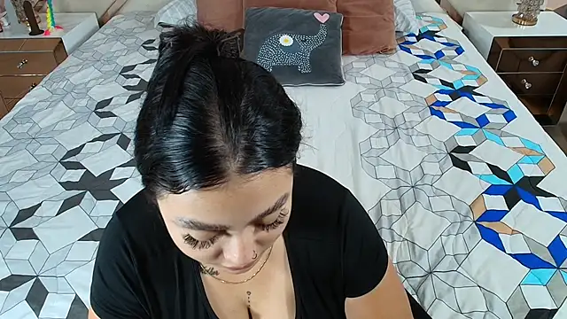 Snapshot of NaughtyAnaa chatting on March 20, 2025, 1:35 am NaughtyAnaa online show from March 20, 2025, 1:35 am