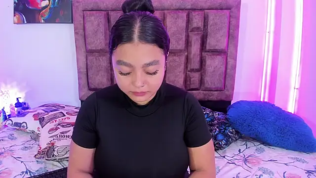 Snapshot of NaughtyAnaa chatting on October 13, 2025, 3:34 pm NaughtyAnaa online show from October 13, 2025, 3:34 pm