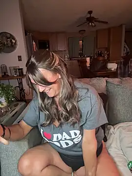 Snapshot of cowgirlc chatting on September 10, 2025, 2:22 am cowgirlc online show from September 10, 2025, 2:22 am