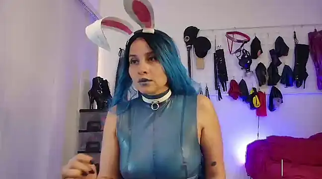 Snapshot of mylatexpleasure chatting on March 12, 2025, 9:35 pm mylatexpleasure online show from March 12, 2025, 9:35 pm