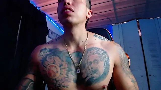 Adam Hudsond online show from October 22, 2025, 2:28 pm