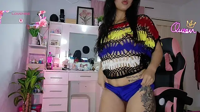 Snapshot of Sweet_baby_hellen chatting on June 24, 2026, 4:11 am Sweet baby hellen online show from June 24, 2026, 4:11 am