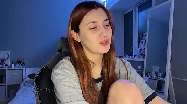 Snapshot of Uniarten chatting on January 21, 2025, 8:43 pm Uniarten online show from January 21, 2025, 8:43 pm