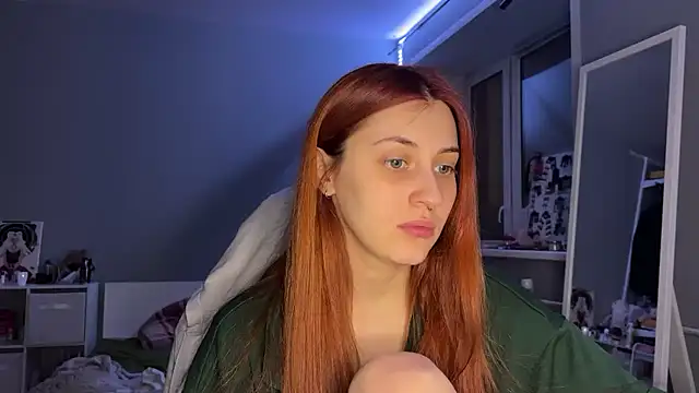 Snapshot of Uniarten chatting on February 19, 2025, 6:32 pm Uniarten online show from February 19, 2025, 6:32 pm