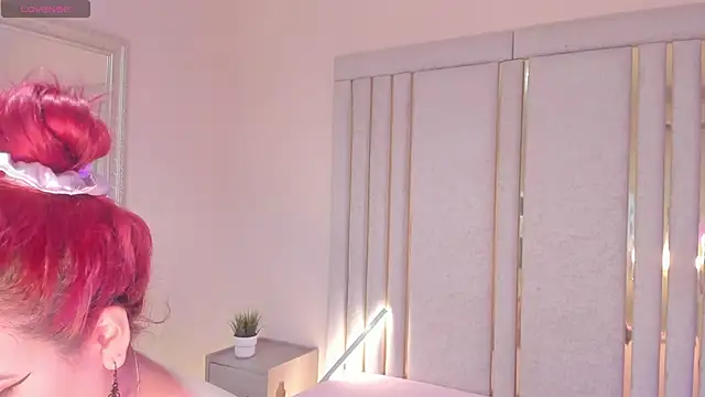 Snapshot of Saekohofman chatting on January 18, 2026, 4:05 am Saekohofman online show from January 18, 2026, 4:05 am