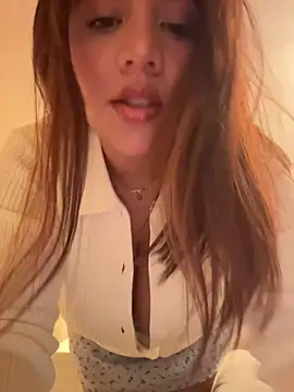 marcimaa online show from March 13, 2026, 11:00 pm