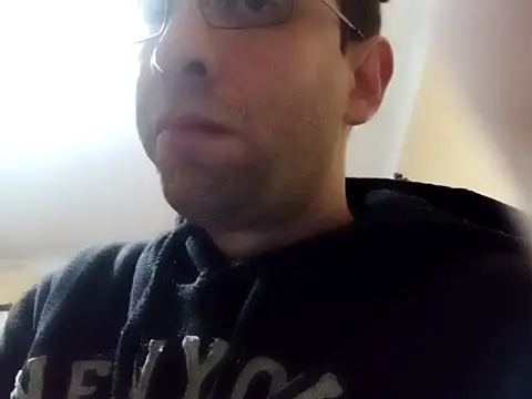 Snapshot of White_rabbit_ chatting on January 20, 2025, 5:37 pm White rabbit online show from January 20, 2025, 5:37 pm