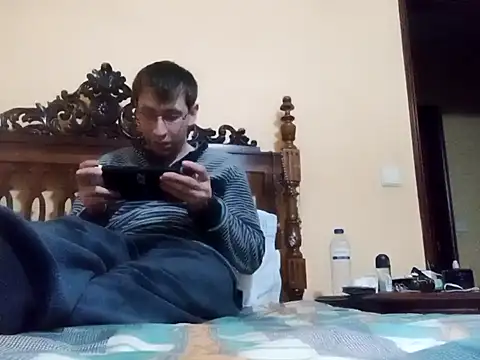 Snapshot of White_rabbit_ chatting on January 23, 2025, 10:33 pm White rabbit online show from January 23, 2025, 10:33 pm