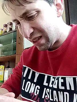 Snapshot of White_rabbit_ chatting on February 20, 2025, 10:16 am White rabbit online show from February 20, 2025, 10:16 am