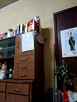 White rabbit  online show from February 26, 2026, 10:42 pm