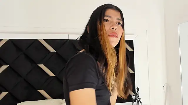 Snapshot of Girl_Cherry chatting on September 11, 2025, 11:32 am Girl Cherry online show from September 11, 2025, 11:32 am