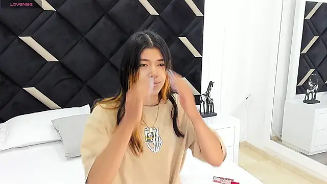 Snapshot of Girl_Cherry chatting on September 27, 2025, 11:37 am Girl Cherry online show from September 27, 2025, 11:37 am
