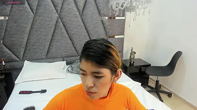 Snapshot of Girl_Cherry chatting on October 7, 2025, 11:29 am Girl Cherry online show from October 7, 2025, 11:29 am