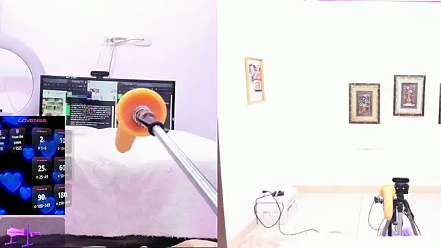 Paulina Davis  online show from February 19, 2025, 1:18 am