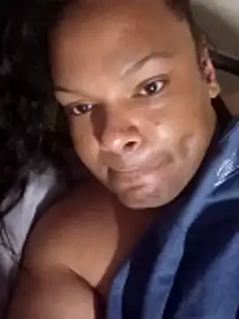 sweetheadreddddd online show from April 8, 2026, 8:14 am