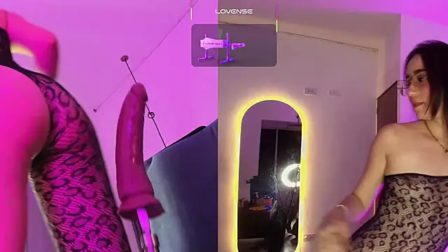 Snapshot of levana1 chatting on November 26, 2025, 9:05 pm levana1 online show from November 26, 2025, 9:05 pm