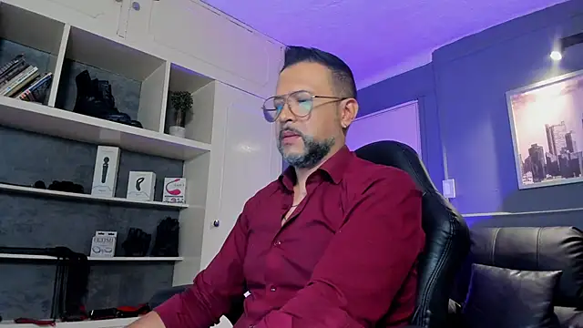 MrFrank tattoo online show from September 18, 2025, 11:56 am