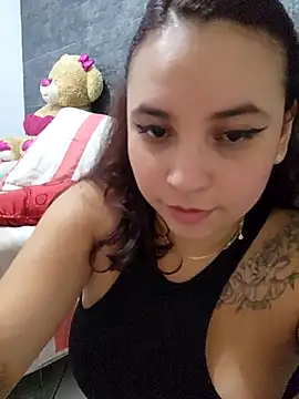 LizzRouse online show from December 4, 2025, 1:04 am