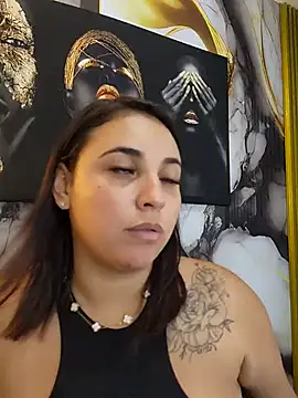 LizzRouse online show from April 9, 2026, 8:25 pm