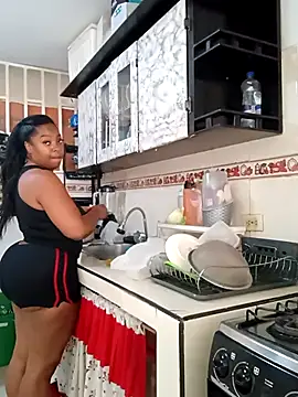 laqquishax online show from October 21, 2025, 4:08 pm