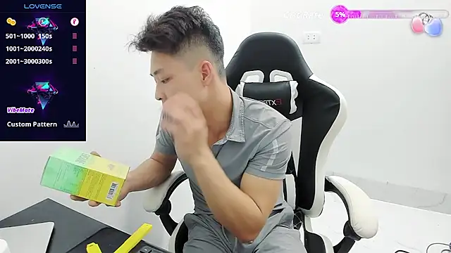 Naughty--asian online show from March 10, 2026, 2:00 pm