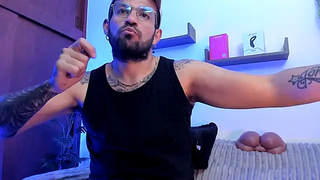 jonathan rivers online show from October 17, 2025, 8:00 pm