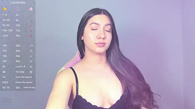 alice-love1 online show from December 10, 2024, 1:22 am