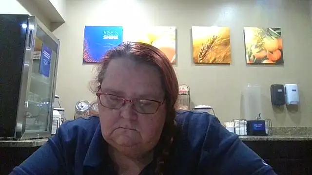 Snapshot of Hornybbw1978 chatting on December 13, 2024, 6:53 am Hornybbw1978 online show from December 13, 2024, 6:53 am