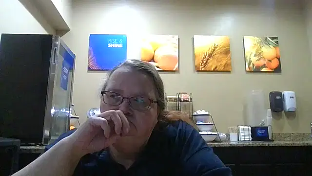 Snapshot of Hornybbw1978 chatting on October 17, 2025, 5:54 am Hornybbw1978 online show from October 17, 2025, 5:54 am