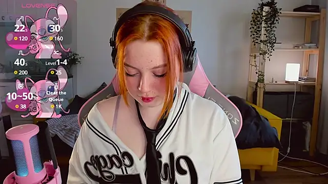 Sofy Benson online show from March 22, 2025, 1:19 pm