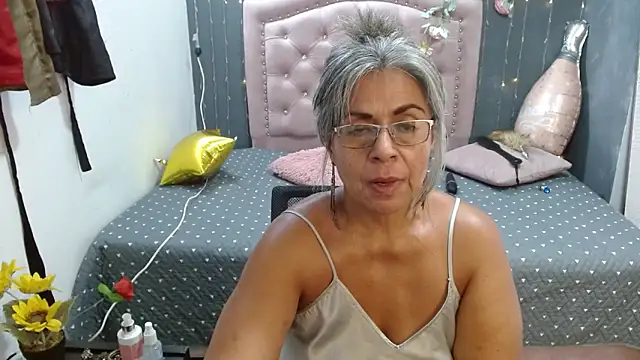 lalisha 96 online show from April 7, 2026, 1:17 am