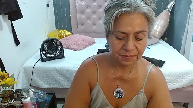 Snapshot of lalisha_96 chatting on April 28, 2026, 2:27 am lalisha 96 online show from April 28, 2026, 2:27 am