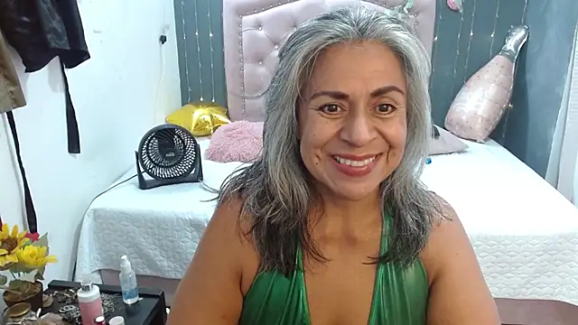 Snapshot of lalisha_96 chatting on May 2, 2026, 12:37 am lalisha 96 online show from May 2, 2026, 12:37 am