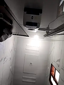 Snapshot of Amandev7 chatting on September 25, 2025, 4:49 am Amandev7 online show from September 25, 2025, 4:49 am