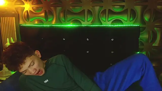 cruz dante online show from April 17, 2026, 7:06 pm