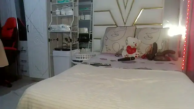 SexyyNana online show from March 14, 2026, 3:34 am