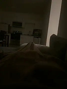 yanderruiz online show from April 18, 2026, 8:07 am