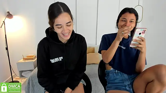 Snapshot of sexychanell_18 chatting on March 1, 2025, 12:45 pm sexychanell 18 online show from March 1, 2025, 12:45 pm