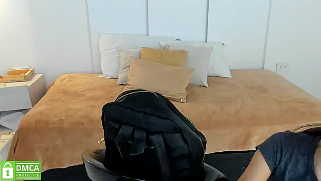 Snapshot of sexychanell_18 chatting on March 2, 2025, 12:32 pm sexychanell 18 online show from March 2, 2025, 12:32 pm