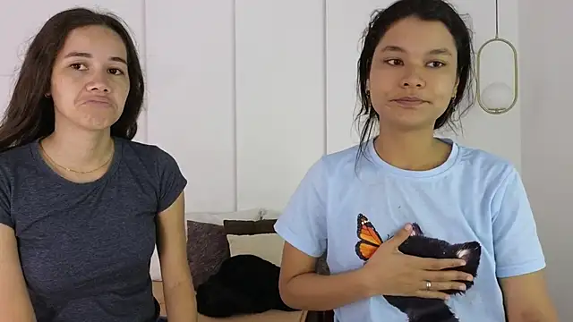 Snapshot of sexychanell_18 chatting on October 26, 2025, 1:17 pm sexychanell 18 online show from October 26, 2025, 1:17 pm