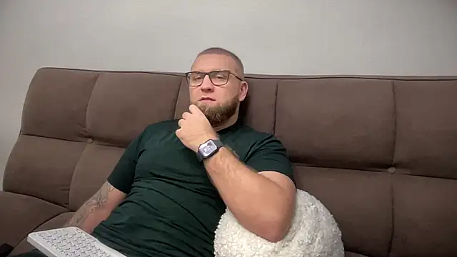 Bear bear  online show from January 2, 2025, 1:19 pm