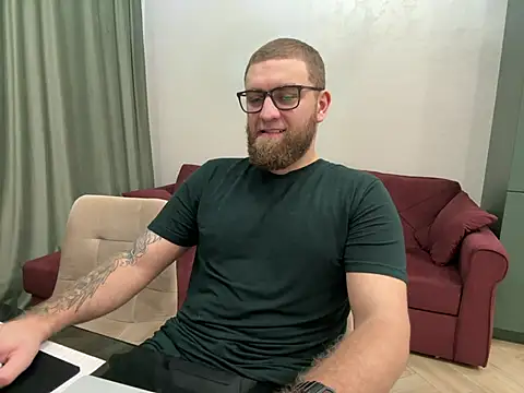 Bear bear  online show from March 13, 2025, 4:49 am