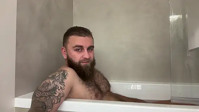 Bear bear  online show from November 9, 2025, 8:51 pm