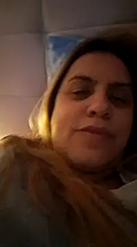 Snapshot of OliviaLewis chatting on February 21, 2025, 8:16 pm OliviaLewis online show from February 21, 2025, 8:16 pm