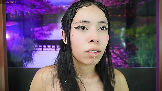 Snapshot of miss__maria chatting on February 13, 2025, 9:06 pm miss maria online show from February 13, 2025, 9:06 pm