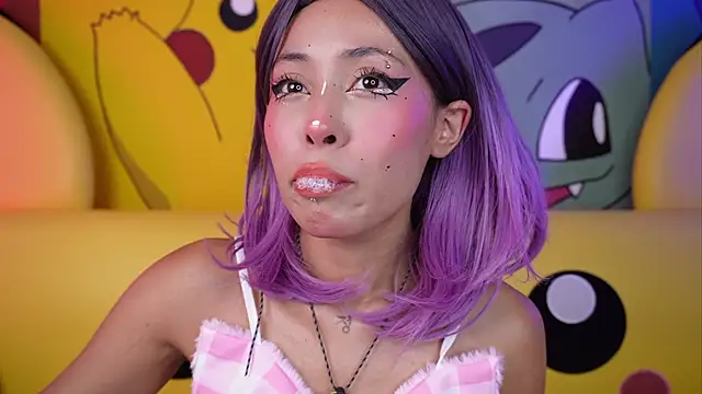 Snapshot of miss__maria chatting on December 4, 2025, 6:05 pm miss maria online show from December 4, 2025, 6:05 pm