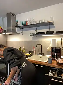 spottyyy online show from January 14, 2025, 10:48 am