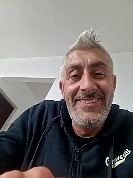 Snapshot of cuci45 chatting on January 7, 2026, 12:40 pm cuci45 online show from January 7, 2026, 12:40 pm