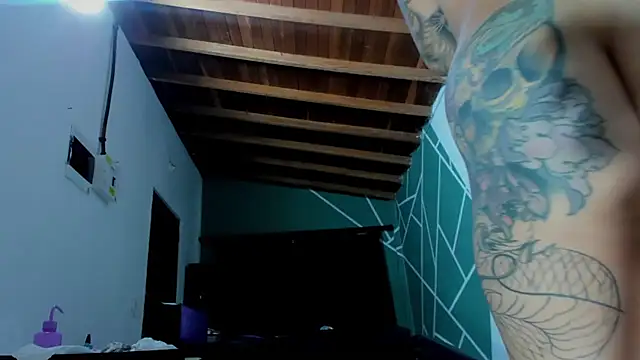 Snapshot of ink_demonxxx chatting on February 20, 2025, 5:33 am ink demonxxx online show from February 20, 2025, 5:33 am